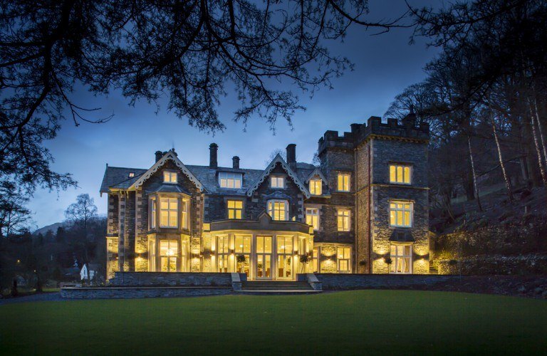 The Forest Side Hotel Exterior